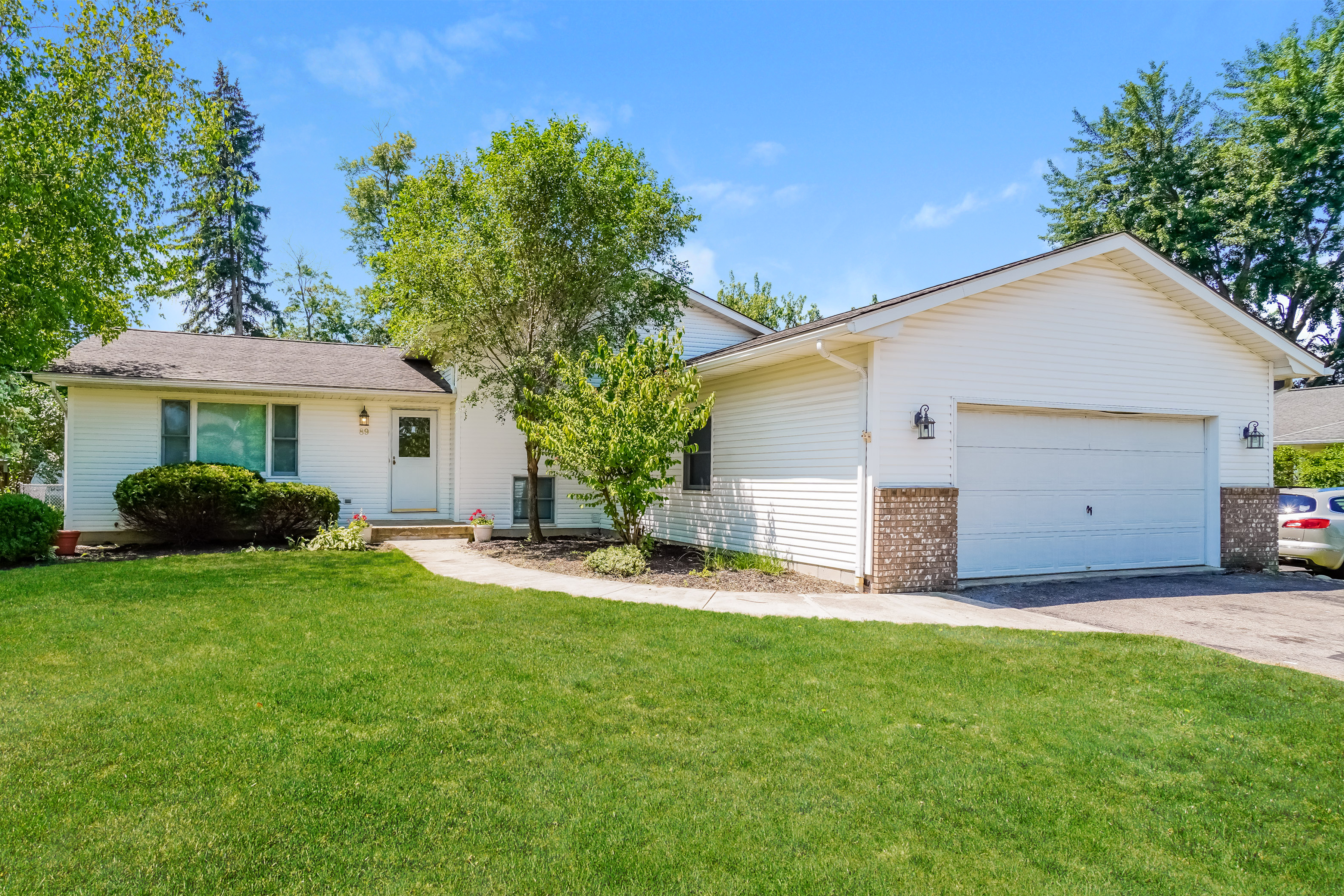 89 E Schrock Rd Westerville, OH 43081